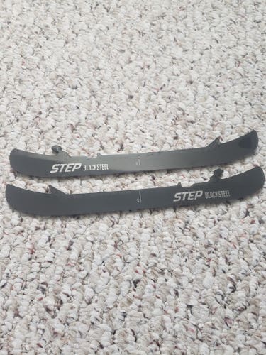Step Steel Blacksteel 212mm