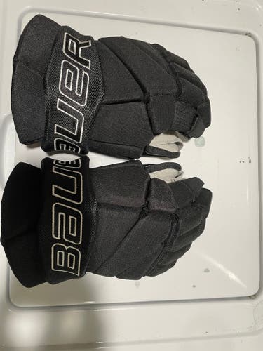 New Bauer Vapor 2X team Gloves 14" Pro Stock
