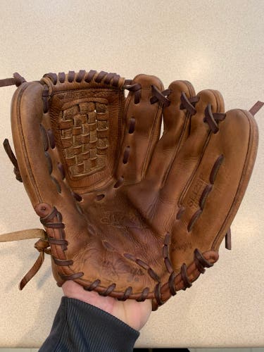 Right Hand Throw 12.5" Sandlot Series Baseball Glove