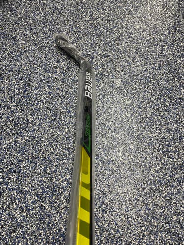 New Pro Stock Bauer Ultra Sonic Hockey Stick, P92, Lefty