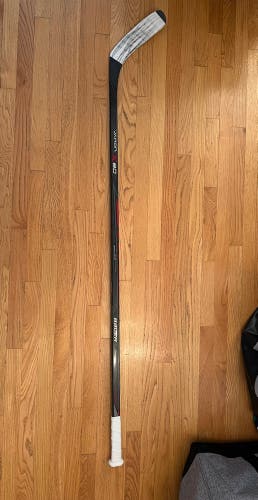 Senior Right Handed P14 Vapor X80 Hockey Stick