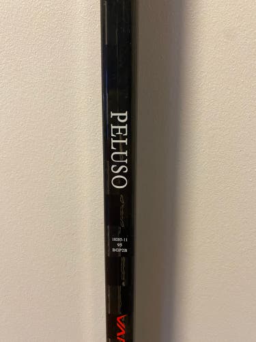Senior RH Pro Stock Vapor ADV Hockey Stick