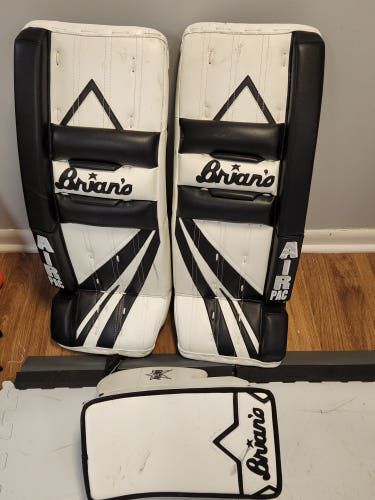 Used 27" Brian's Alite Air Pac Goalie Leg Pads