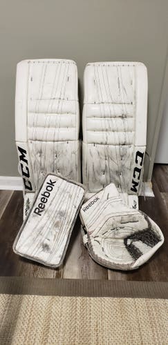 CCM eFlex II 33+1 Pro Goalie Pads, Reebok XLT catcher and P4 Blocker full set