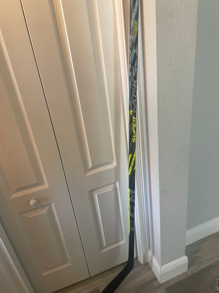 Senior Right Handed P29 Ccm super tacks as4 Hockey Stick