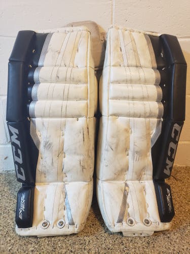 Used 24" +1 CCM Extreme Flex 760 Goalie Leg Pads