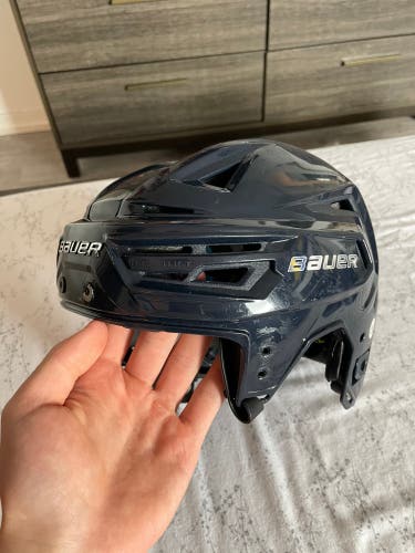 Small Bauer Navy Blue Re-Akt 150 Helmet