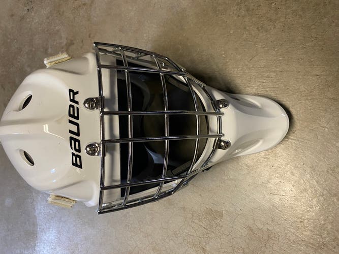 Used Bauer  930 Goalie Mask