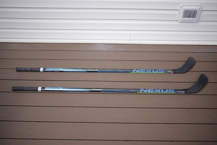 Senior Right-Handed Nexus Geo Hockey Stick - P28 87 Flex (2-Pack)