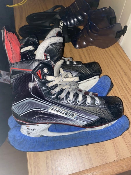 Used Bauer Regular Width Size 6.5 Vapor X800 Hockey Skates