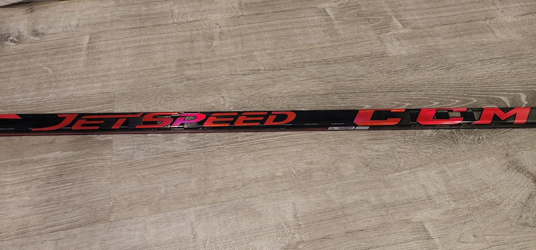 New Senior CCM Right Handed Jetspeed FT4 Pro Hockey Stick P29
