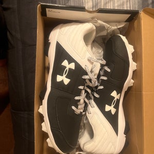 Under Armour Baseball cleats