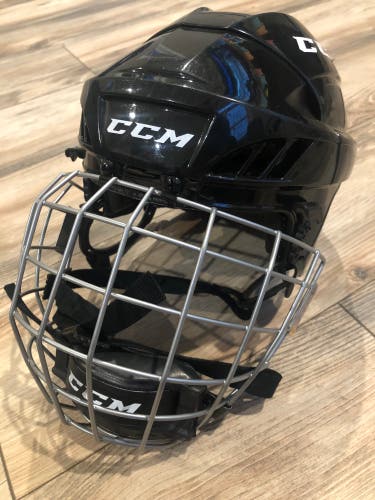 CCM FitLite40 XS Helmet W/ Cage