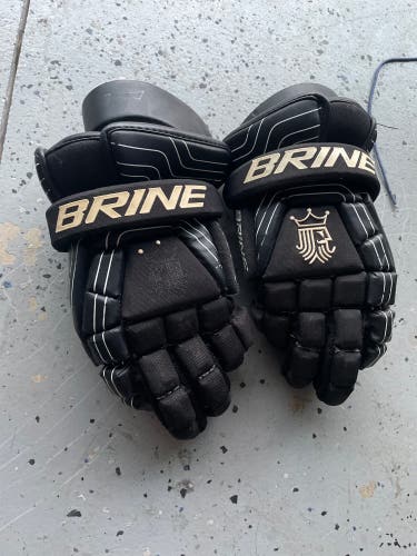 Brine king lacrosse gloves size 13