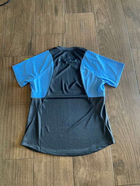 Nike Academy Pro Soccer Top Womens M