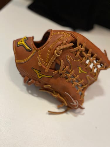 Mizuno Pro Limited Edition 12.75” Baseball Glove