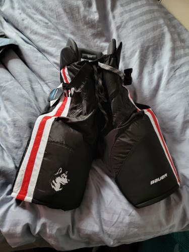 Bauer Nexus NCAA Northeastern University Size Small