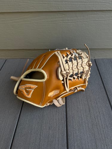 Goin Yard. Infield 12" Pro series Baseball Glove