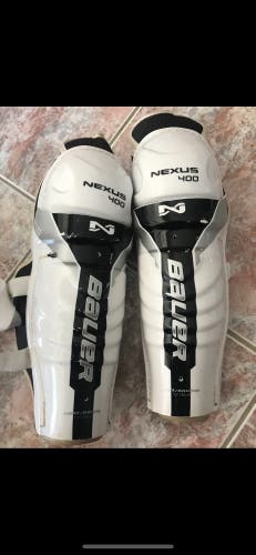 Bauer size 12 hockey shin guards
