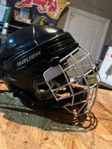 reakt 75 s hockey helmet