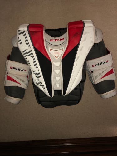 CCM Eflex 5 pro Chest Protector