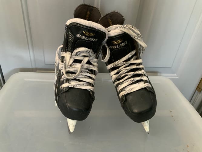 Junior (Kids) Used Bauer Supreme One70 Hockey Skates Regular Width Size 1
