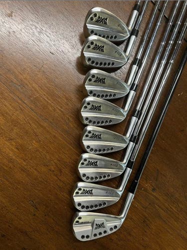 Men's LH PXG 0311 Iron Set (4-GW) X-Stiff Elevate Shaft and GP Grips