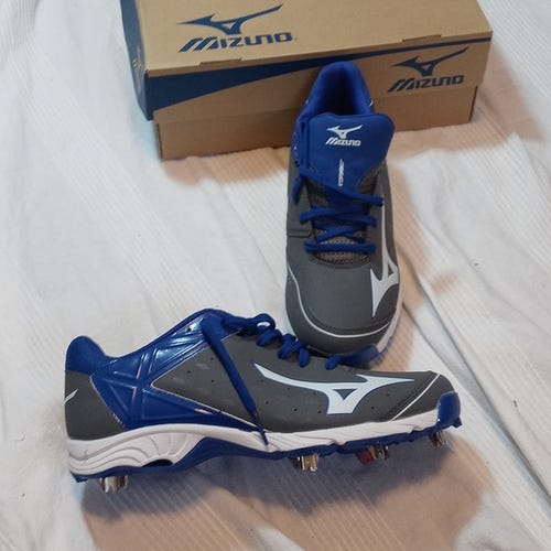 NEW MIZUNO 9-SPIKE ADV. SWAGGER 2 LOW BASEBALL CLEATS MENS 11.5 SPIKES SHOES