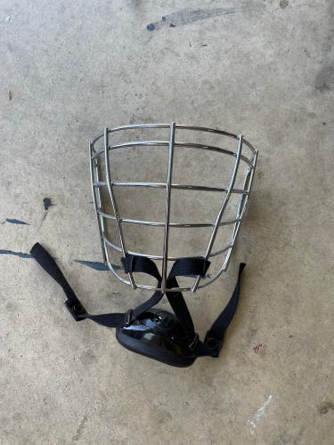 Used Warrior Fatboy Pro 2.0 Mask