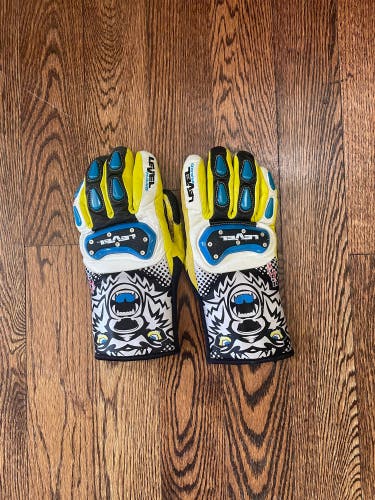 Large Level Speed Gloves