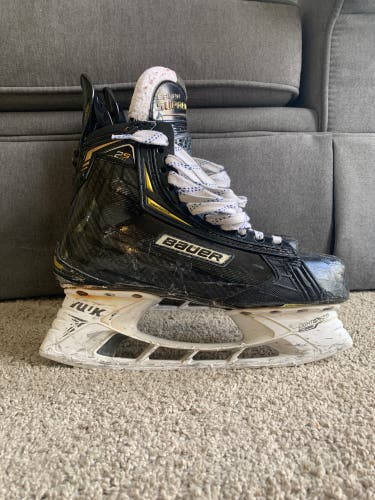 Bauer Supreme 2S Pro Hockey Skates (Size 7)