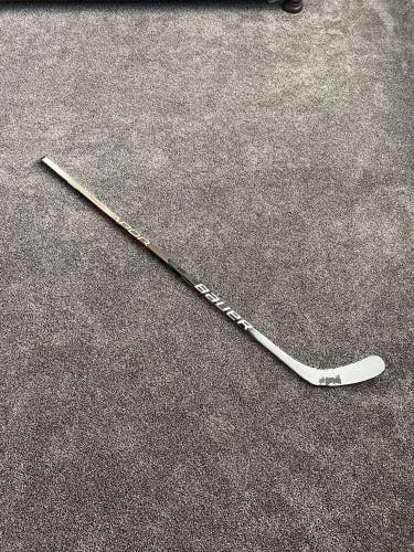 Senior Left Hand P92  Vapor Hyperlite Hockey Stick