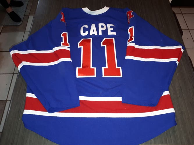 Team Canada Alternate Men's #11 Large JERSEY and SOCKS COMBO (RANGERS STYLE COLORS)