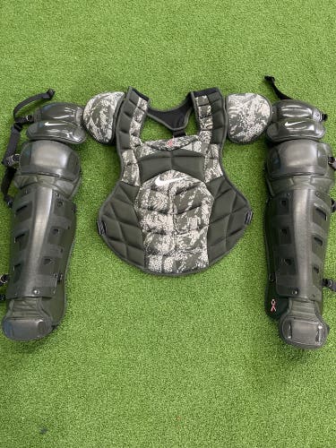 Nike pro Memorial Day catchers set