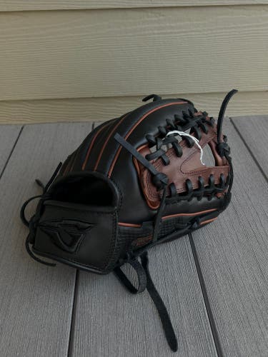 Goin Yard. Outfield 12" Pro series Baseball Glove