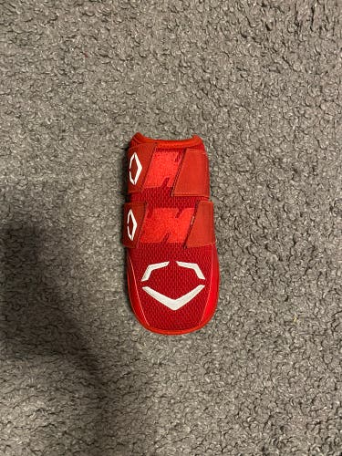Evoshield Elbow Guard - Red