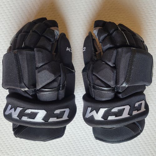 New 13" CCM HG12PP Gloves Pro Stock