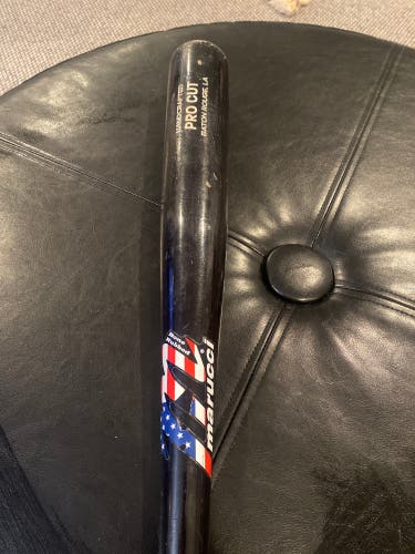 Used  Marucci (-3) 29 oz 32" Pro Cut Bat