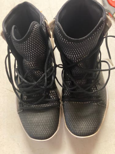 Used Men's Size 13 (Women's 14) Under Armour Hovr Shoes