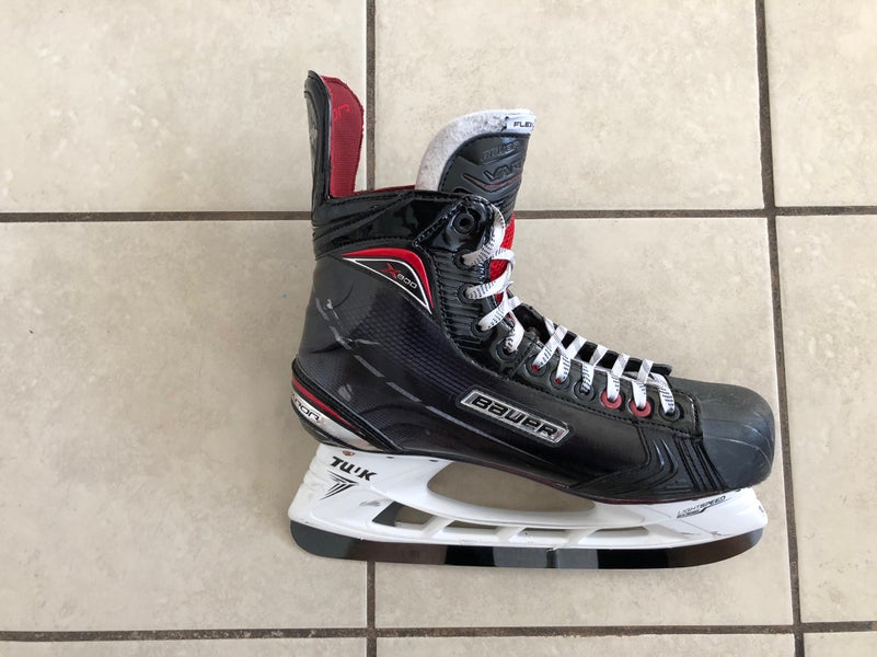 Used Bauer Regular Width Size 11 Vapor X800 Hockey Skates