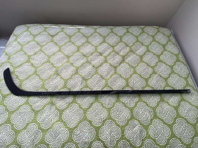 Bauer Nexus 1000 Hockey Stick SR LH P02 Kesler 102 Flex Lie 7 63”