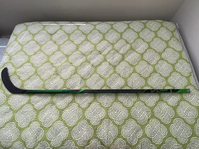 Bauer Supreme ADV Hockey Stick SR LH P92 65” 77 Flex Ultrasonic Tech