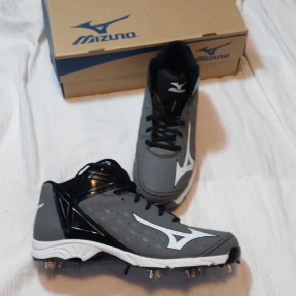 NEW MIZUNO 9 SPIKE ADV SWAGGER 2 MID BASEBALL CLEATS MENS 13 M SPIKES SHOES GREY