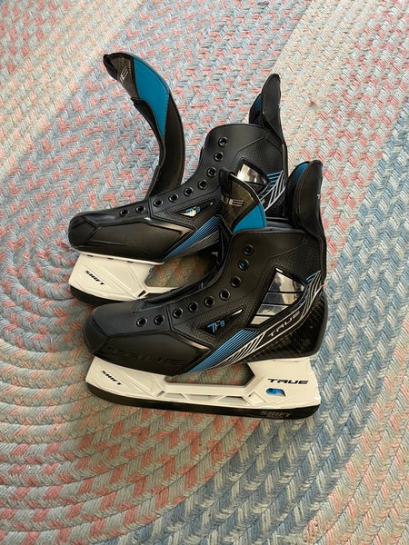 Like New True Regular Width Size 6.5 TF9 Hockey Skates