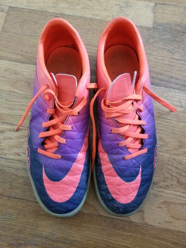Orange Used Men's Size 9.5 (Women's 10.5) Indoor Nike Hypervenoms Cleats