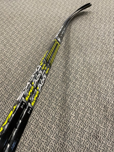 CCM 2-PACK Super Tacks Team P29 curve 75 flex left hand sticks