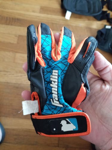 Used Large Franklin Youth Flex Batting Gloves