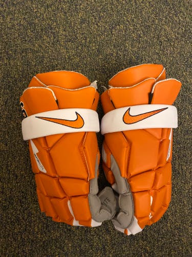 New Syracuse Nike 13" Vapor Elite Lacrosse Gloves