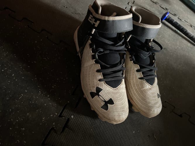 White Men's Molded Cleats High Top Harper 4