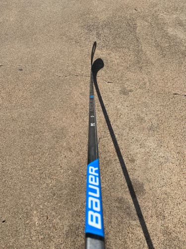 Senior Left Hand P92 Nexus League Hockey Stick
